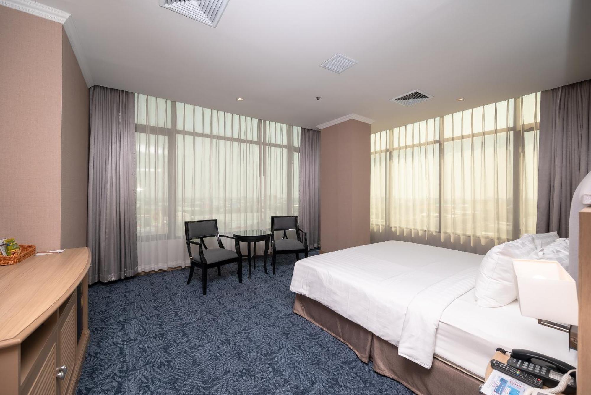Fortune Hotel Korat- Sha Plus Nakhonratchasima Zewnętrze zdjęcie