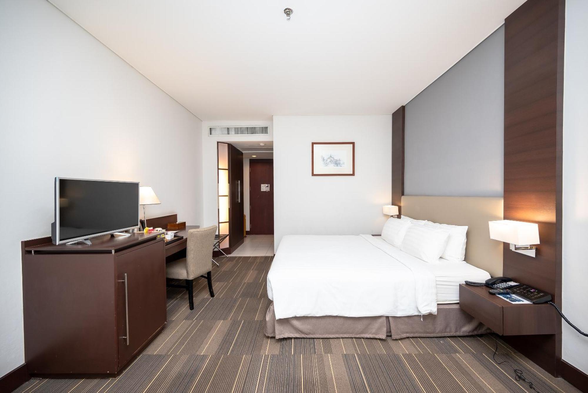Fortune Hotel Korat- Sha Plus Nakhonratchasima Zewnętrze zdjęcie